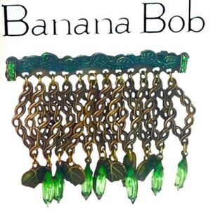 *HOST PICK * ART DECO OX GOLD GREEN CRYSTAL LEAF BAR PIN Banana Bob